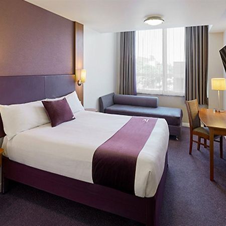 Premier Inn Warrington South Εξωτερικό φωτογραφία