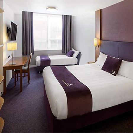Premier Inn Warrington South Εξωτερικό φωτογραφία