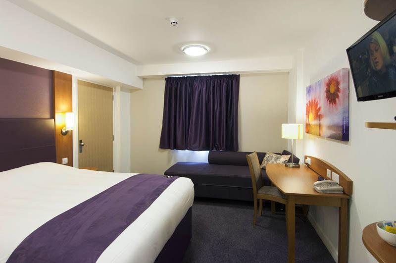 Premier Inn Warrington South Εξωτερικό φωτογραφία